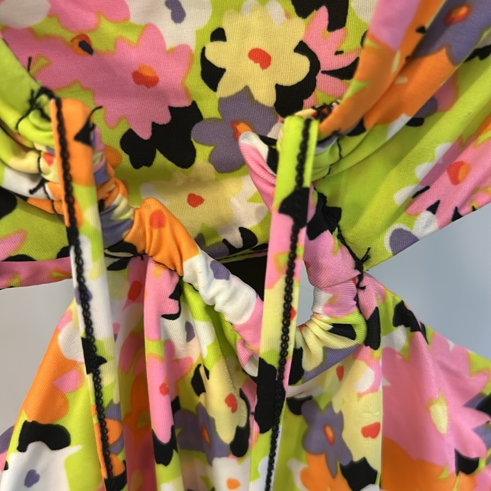 NWT AFRM floral cut out dress size medium - Picture 4 of 6